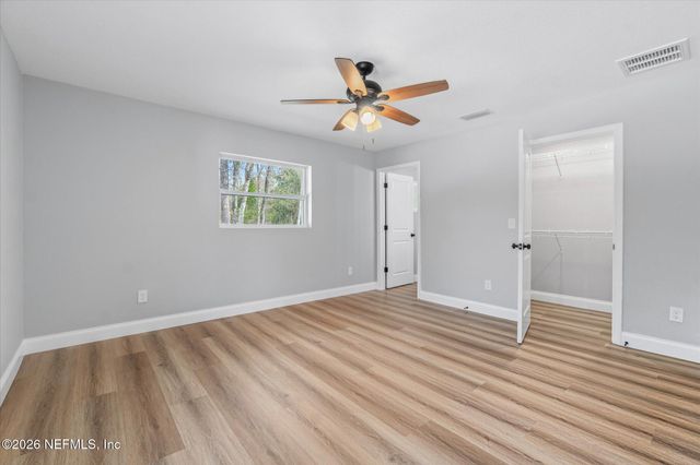 102 MULLINS Road, Palatka, FL 32177