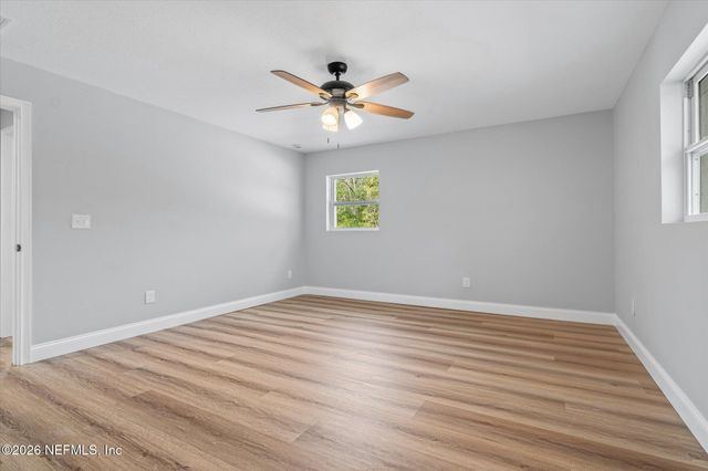 102 MULLINS Road, Palatka, FL 32177