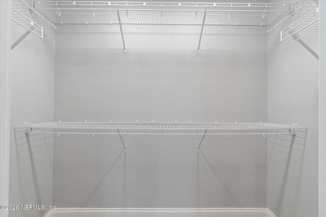 102 MULLINS Road, Palatka, FL 32177