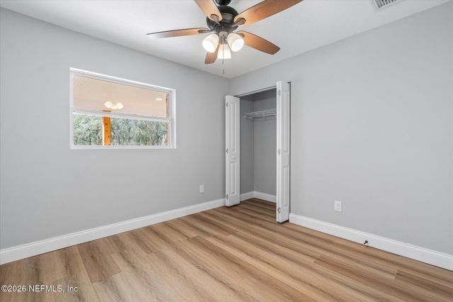 102 MULLINS Road, Palatka, FL 32177