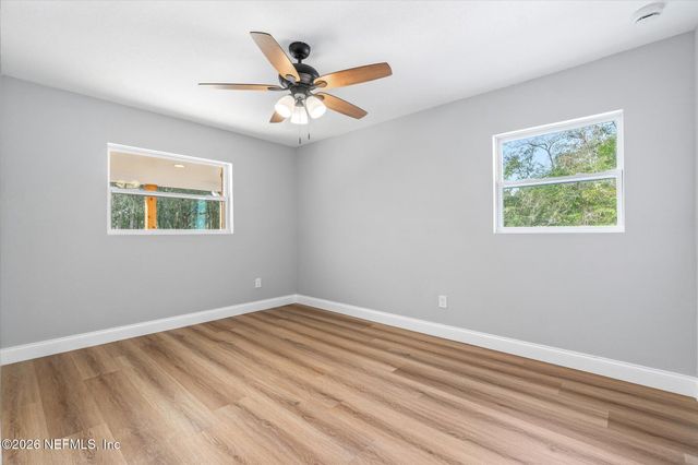 102 MULLINS Road, Palatka, FL 32177