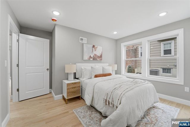 64 Morningside Road, Verona, NJ 07044