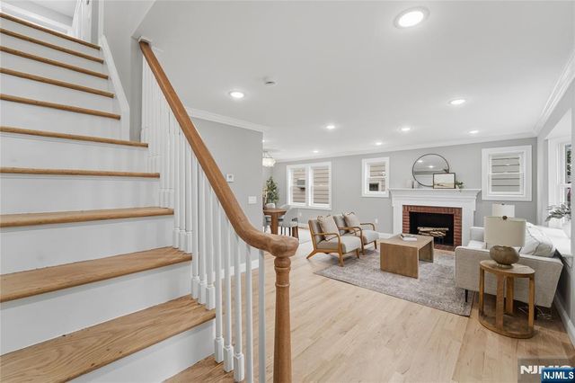 64 Morningside Road, Verona, NJ 07044