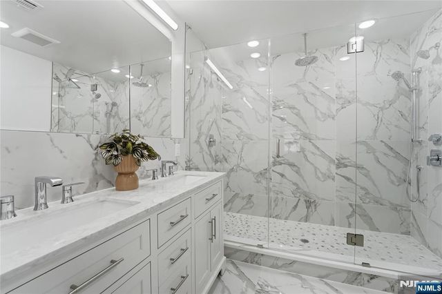 64 Morningside Road, Verona, NJ 07044