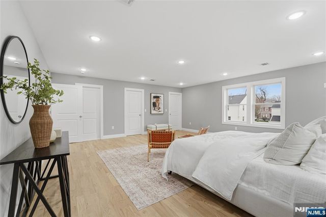 64 Morningside Road, Verona, NJ 07044