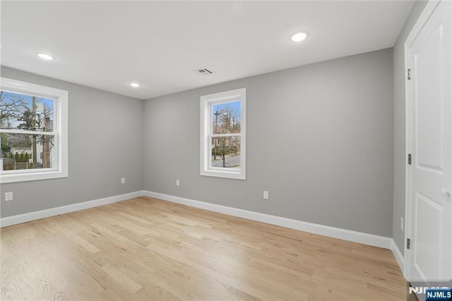 64 Morningside Road, Verona, NJ 07044