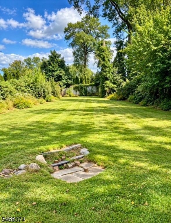 653 Westfield Ave, Westfield Town, NJ 07090 — photo 2