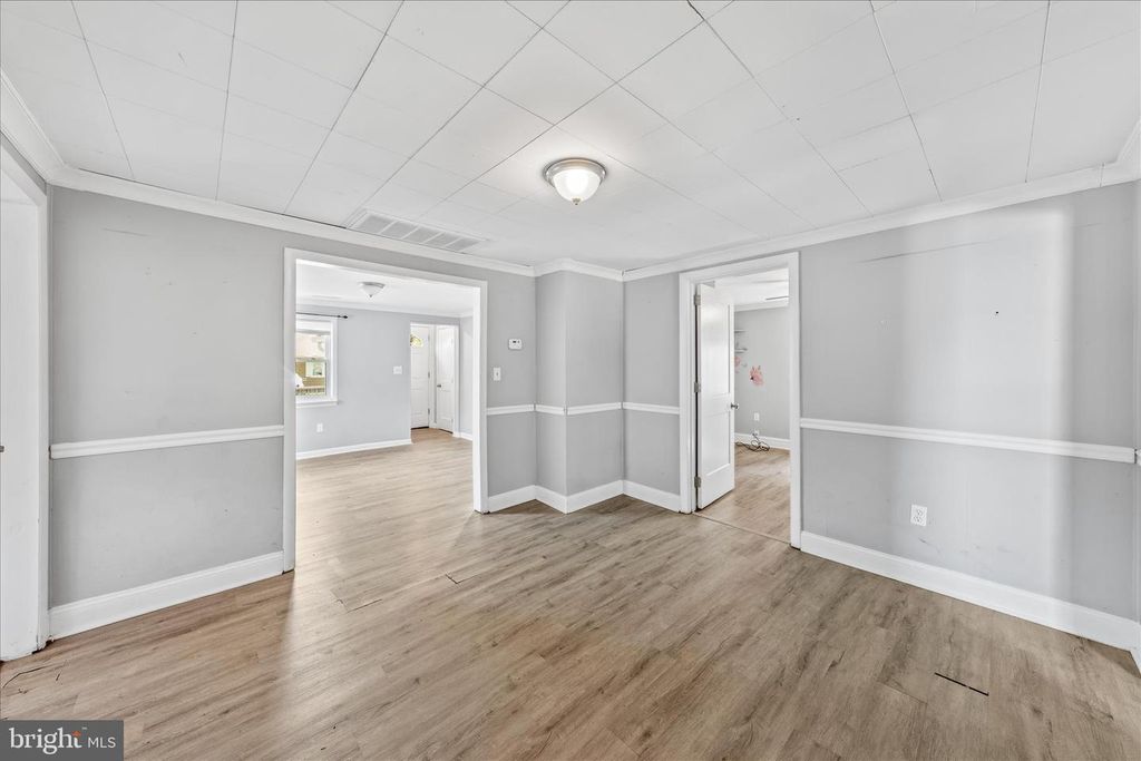 Image 13 of property listing at 306 ATLANTIC AVE, Salisbury, MD 21804