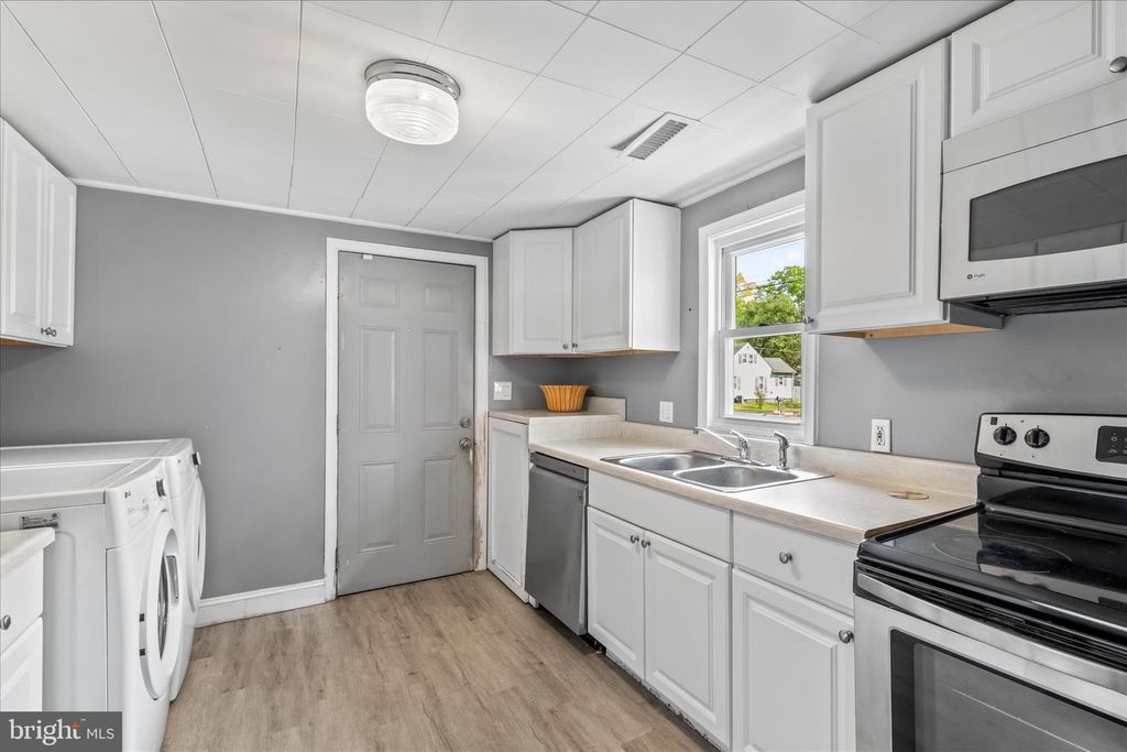 Image 17 of property listing at 306 ATLANTIC AVE, Salisbury, MD 21804