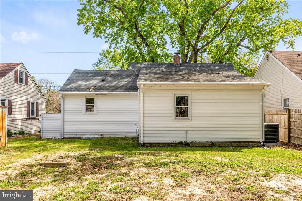 Image 30 of property listing at 306 ATLANTIC AVE, Salisbury, MD 21804