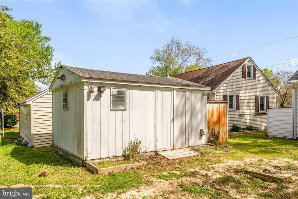 Image 33 of property listing at 306 ATLANTIC AVE, Salisbury, MD 21804