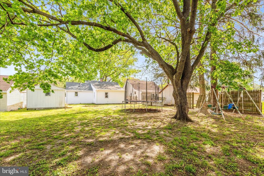 Image 34 of property listing at 306 ATLANTIC AVE, Salisbury, MD 21804