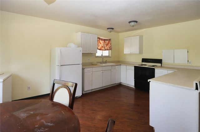 15787 24th, Clearlake, CA 95422