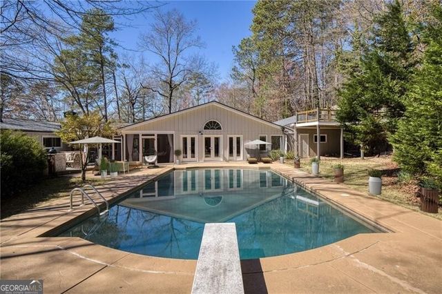 5259 Vernon Springs Trail, Sandy Springs, GA 30327