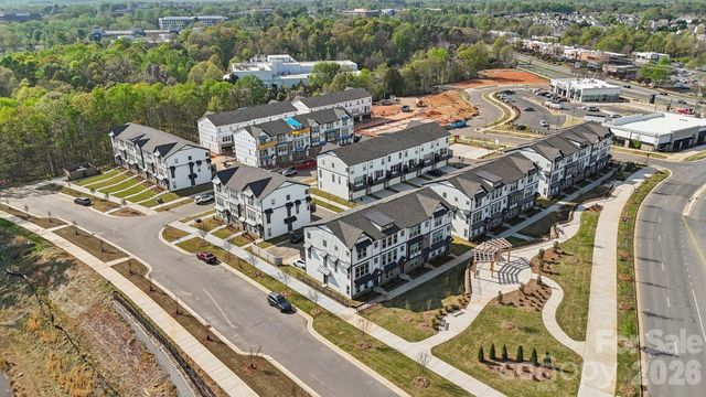 1912 Alexander Village Main Drive, Charlotte, NC 28262
