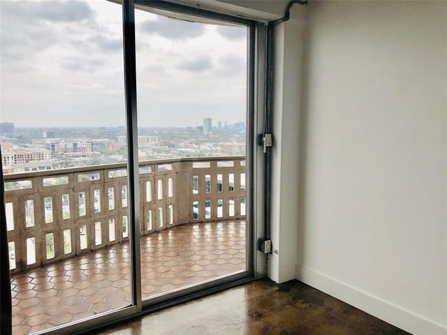 2016 Main Street 1822, Houston, TX 77002