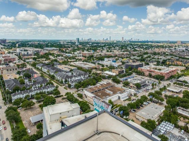 2016 Main Street 1822, Houston, TX 77002