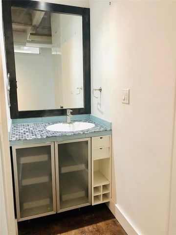 2016 Main Street 1822, Houston, TX 77002