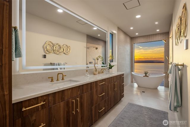 12306 Possession Lane, Edmonds, WA 98026
