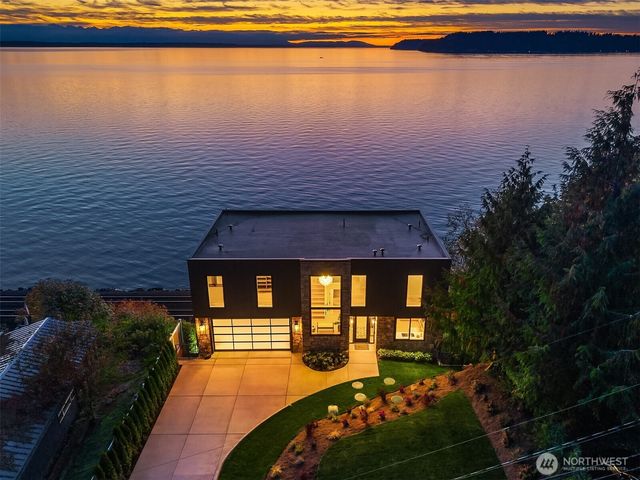12306 Possession Lane, Edmonds, WA 98026
