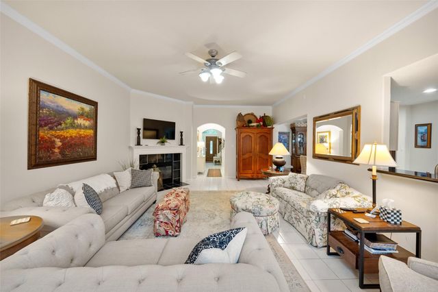 4954 Winding Timbers Circle, Humble, TX 77346