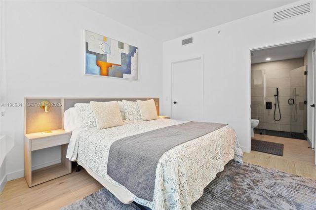 225 N Miami Avenue 3307, Miami, FL 33128