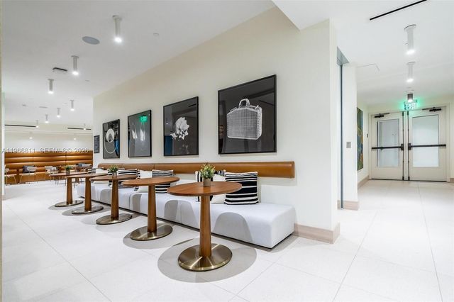 225 N Miami Avenue 3307, Miami, FL 33128