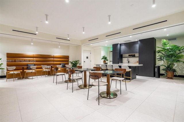 225 N Miami Avenue 3307, Miami, FL 33128