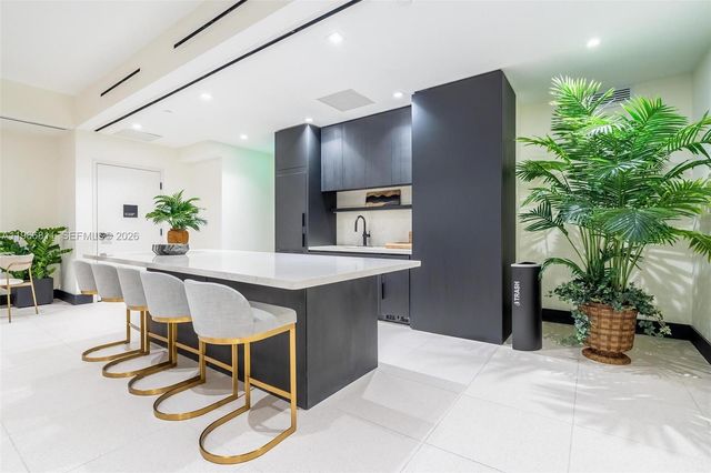 225 N Miami Avenue 3307, Miami, FL 33128