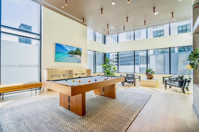 225 N Miami Avenue 3307, Miami, FL 33128