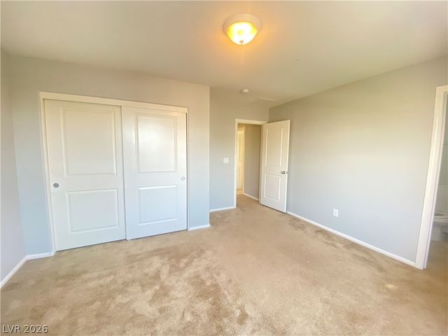 8489 Green Alder Court, Las Vegas, NV 89113