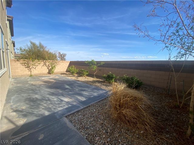 8489 Green Alder Court, Las Vegas, NV 89113