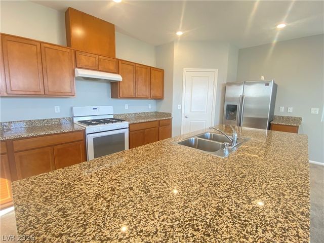 8489 Green Alder Court, Las Vegas, NV 89113