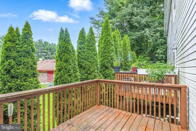 111 GATEWAY DR, Newark, DE 19711