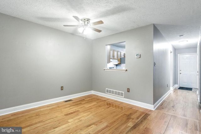 111 GATEWAY DR, Newark, DE 19711