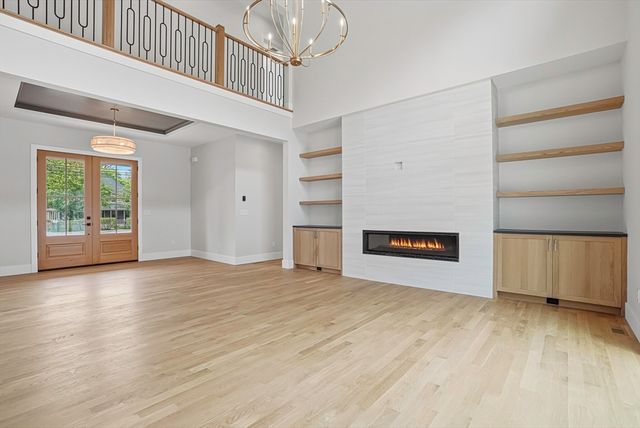 125 West Plain Street, Wayland, MA 01778