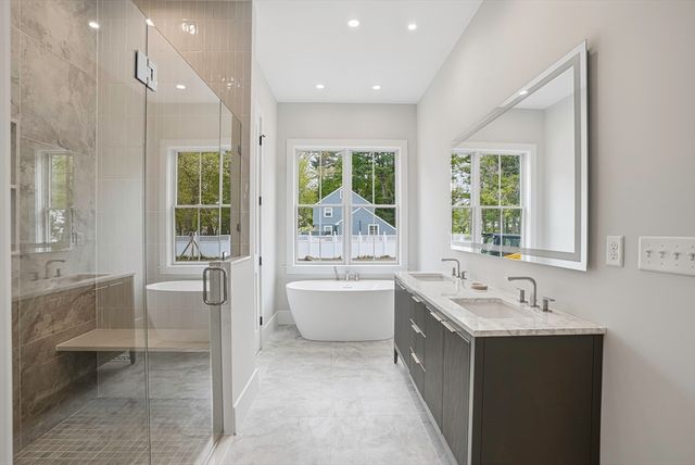125 West Plain Street, Wayland, MA 01778