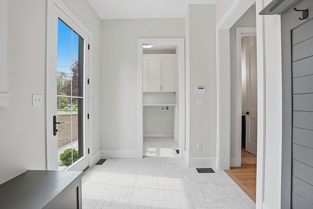 125 West Plain Street, Wayland, MA 01778