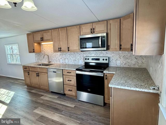 1004 HEATH AVE, Reading, PA 19605