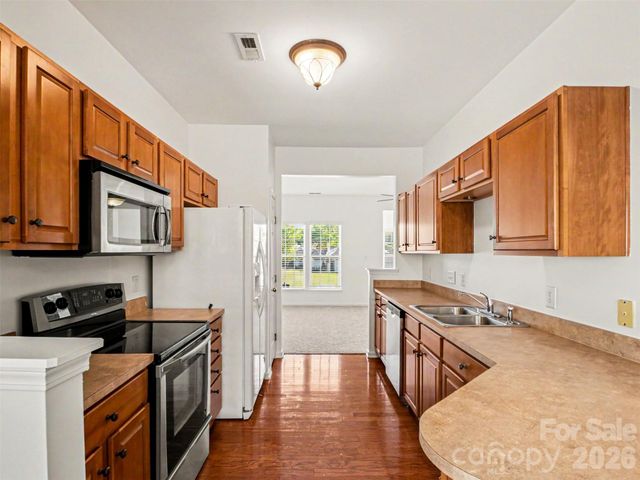 4201 Coulter Crossing, Charlotte, NC 28213