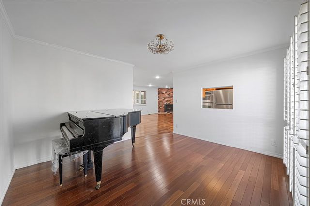 11337 Nebraska, Los Angeles, CA 90025