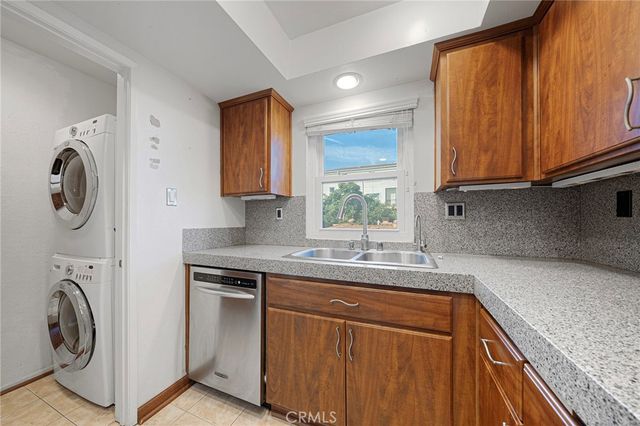 11337 Nebraska, Los Angeles, CA 90025