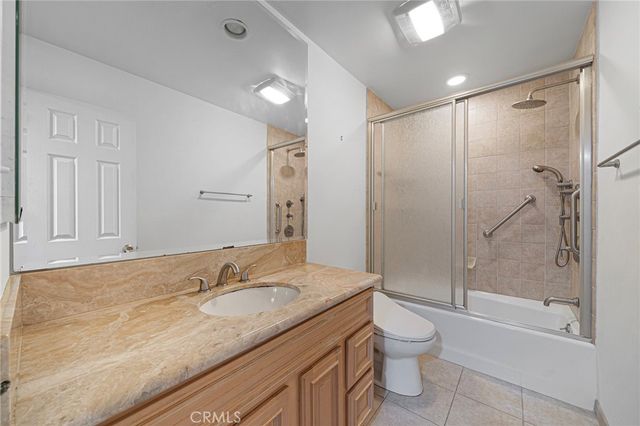 11337 Nebraska, Los Angeles, CA 90025