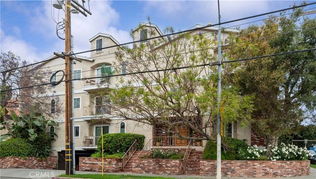 11337 Nebraska, Los Angeles, CA 90025