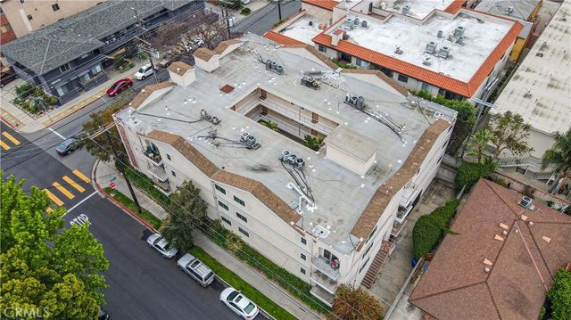 11337 Nebraska, Los Angeles, CA 90025