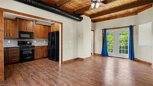 445 McAdoo Avenue, Greensboro, NC 27406