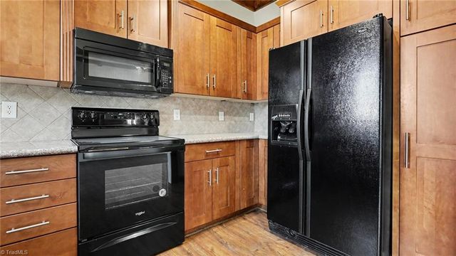 445 McAdoo Avenue, Greensboro, NC 27406