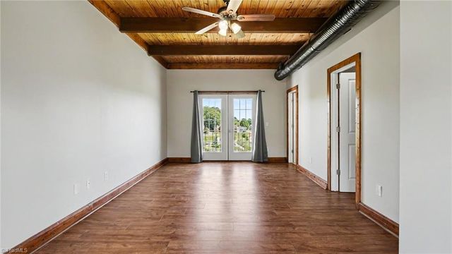 445 McAdoo Avenue, Greensboro, NC 27406