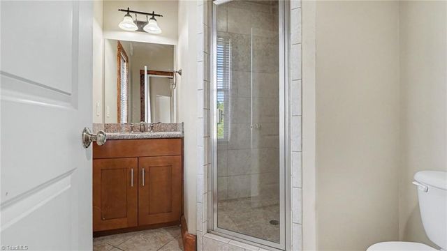 445 McAdoo Avenue, Greensboro, NC 27406
