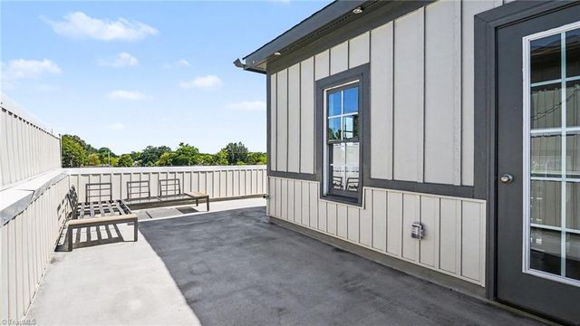 445 McAdoo Avenue, Greensboro, NC 27406